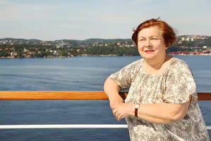 one in 10 senior travelers without insurance