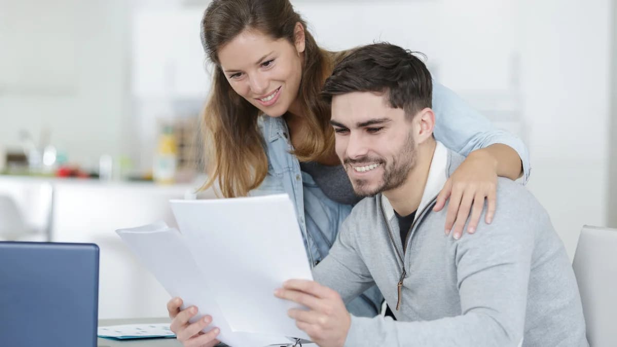 Everything you need to know about spouse visa travel insurance in the US