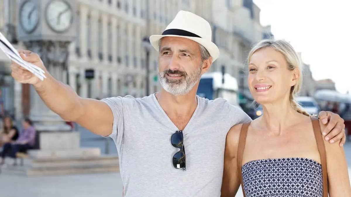 Exploring Fixed-Benefit Visitor Insurance Plans: Pros and Cons