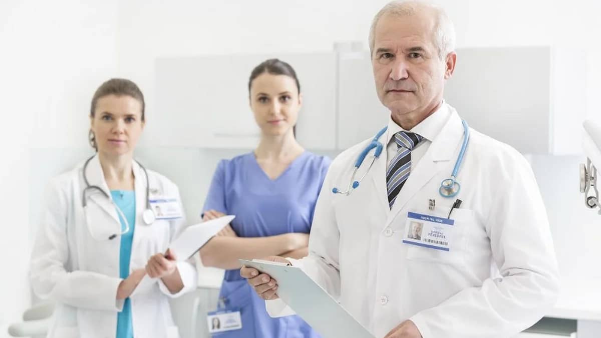 How to get health insurance for green card holders?