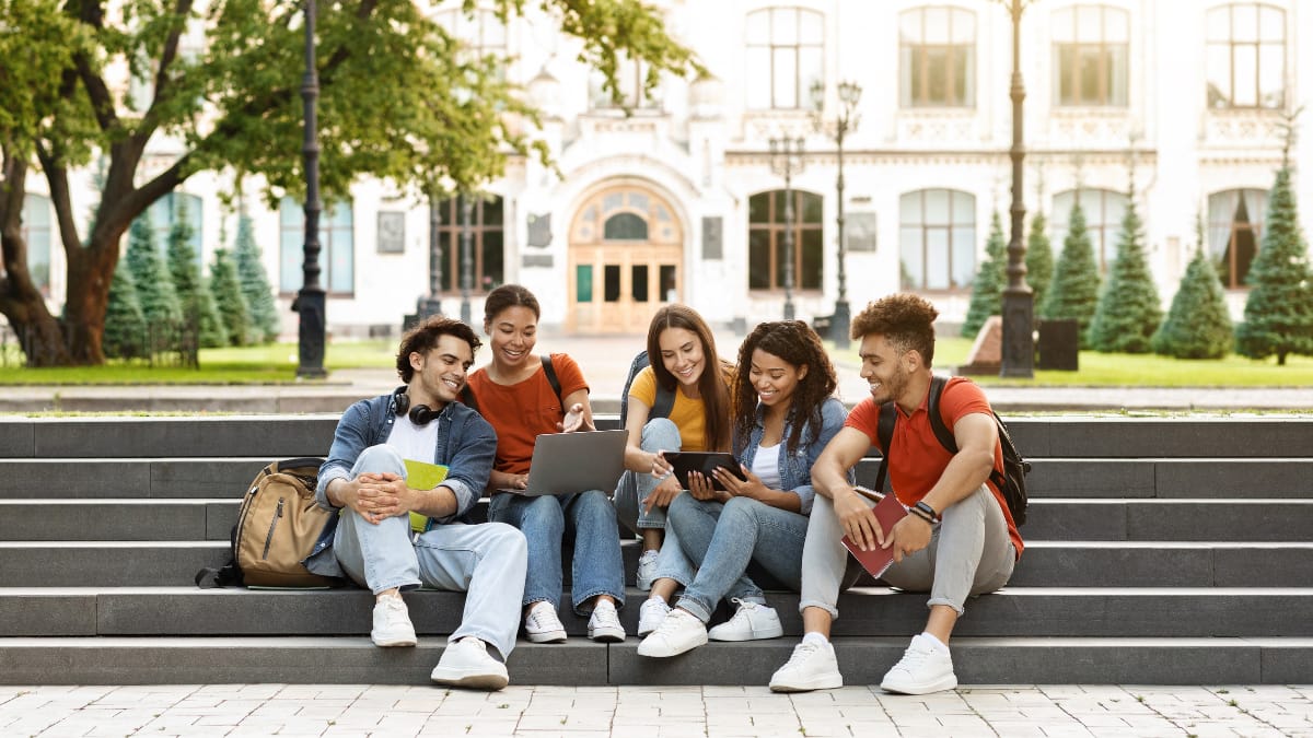 Top 5 Best Seller Plans for J1 Visa Holders