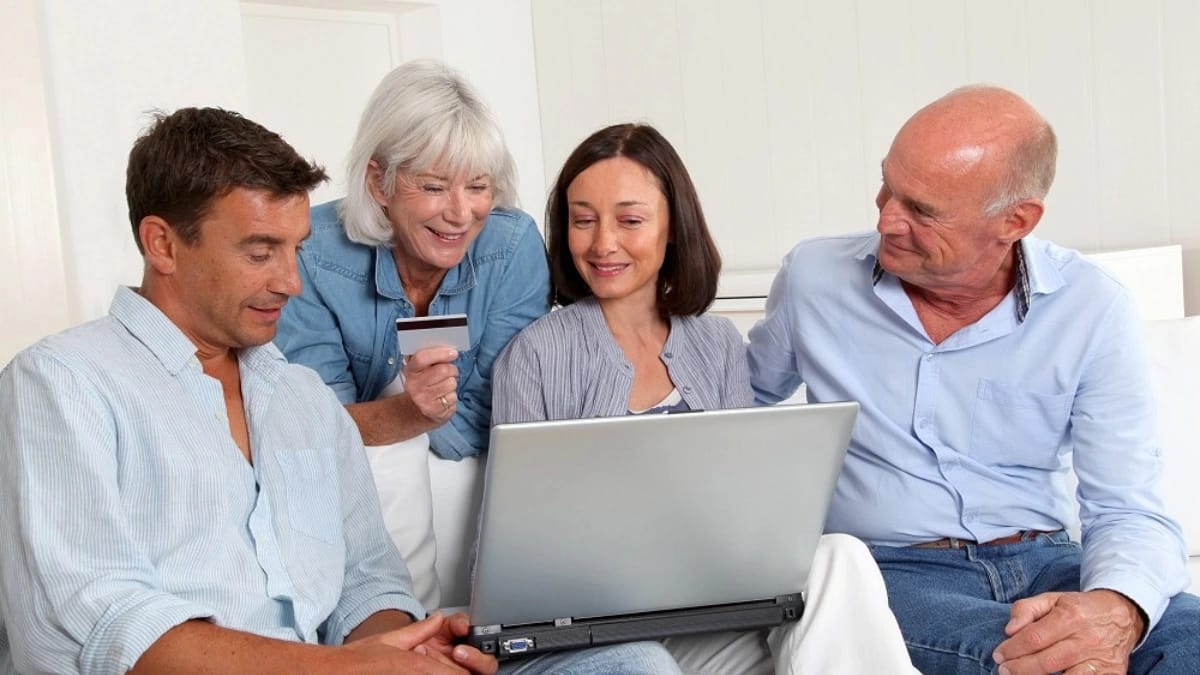 Which Medical Insurance is Best for Parents Visiting USA?