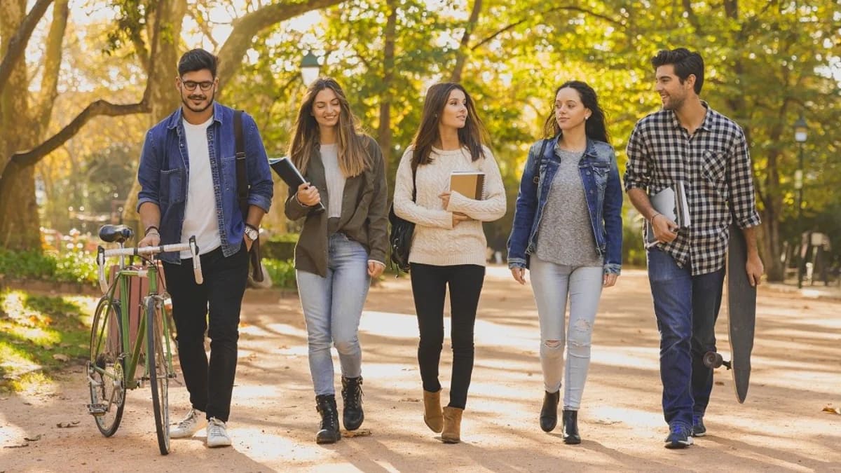 Health insurance for Canadian students studying in the US
