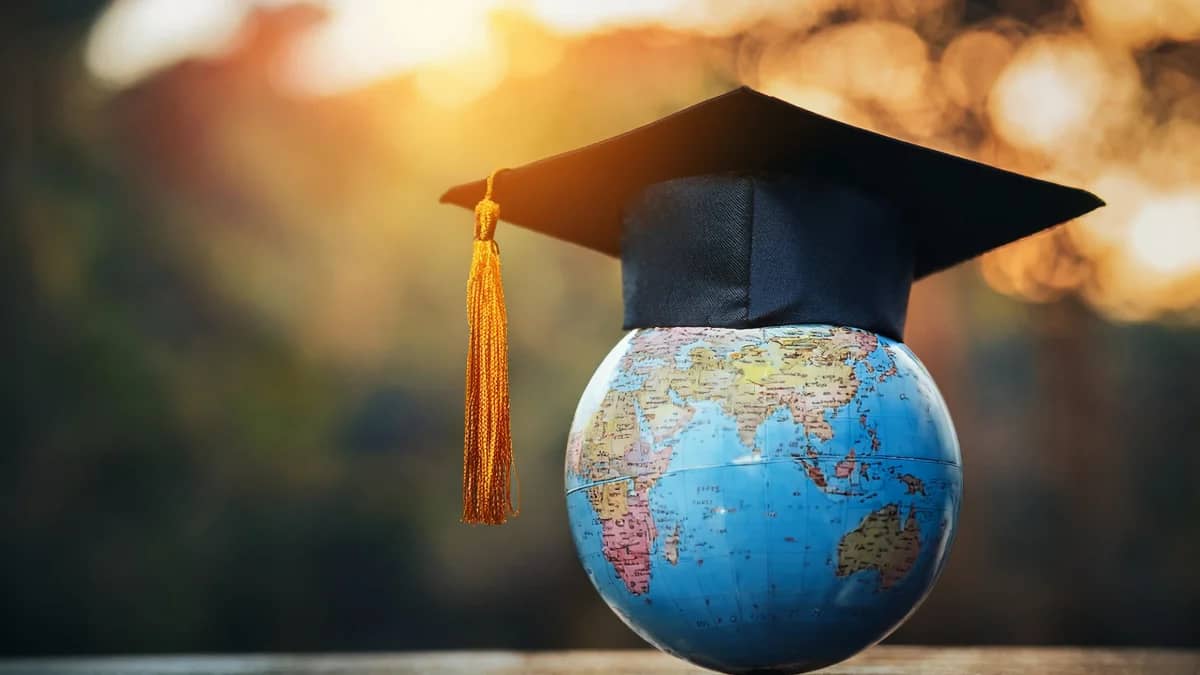 Student Travel Insurance and Exchange Visitor Insurance: What is the difference?
