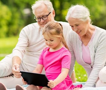 7 Tips for Senior Parents Visiting the USA