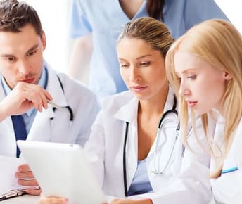 Can You Use Visitor Insurance at Walk-In Clinics or Urgent Care Centers in the US 