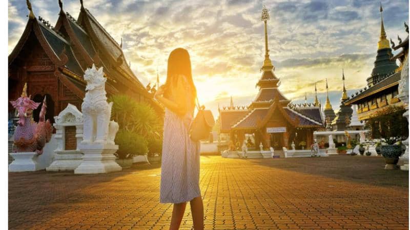 Health Insurance is not mandatory for visiting Thailand