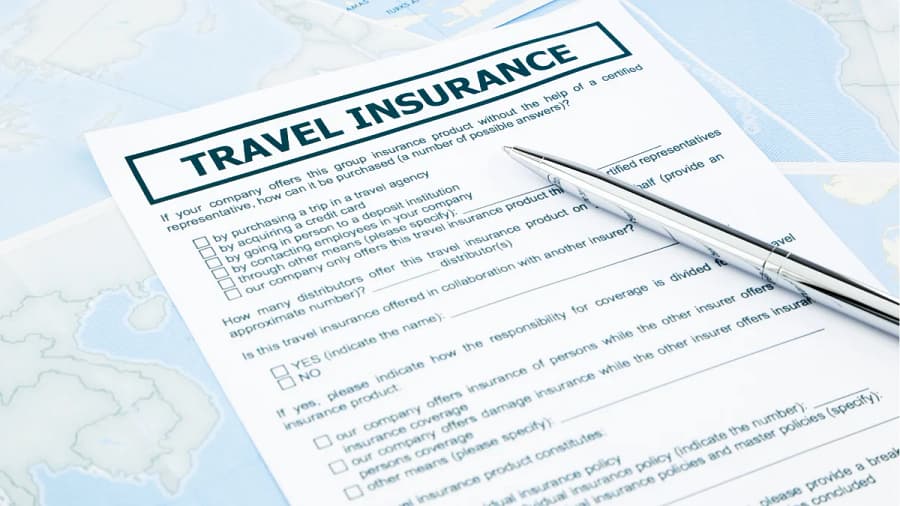 What is a deductible for health insurance and how does it work?