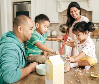 Everything you need to know about health insurance for elderly visitors to the US