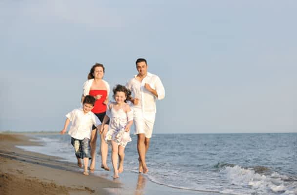 Visitors Insurance Reviews, Features, and Benefits