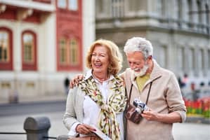 Senior Travelers' Guide Visitor Insurance Plans with Pre-existing Conditions for Aging Adults