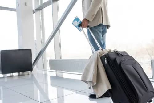 how to stay healthy on business travel